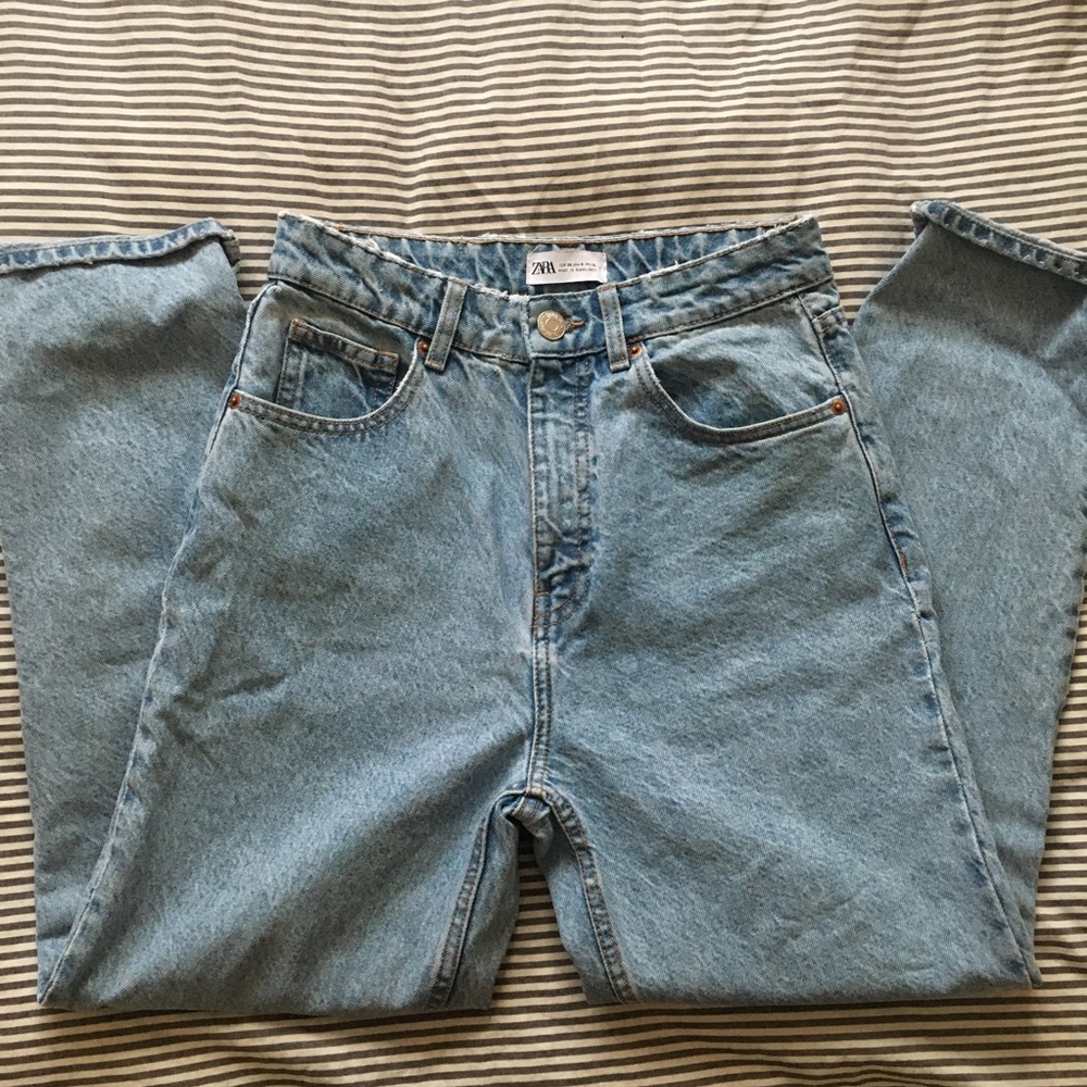Zara High Waisted Jeans